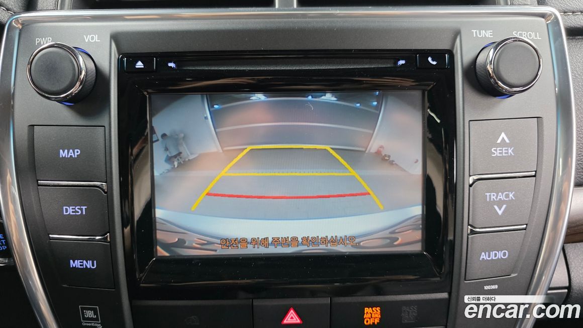 Toyota Camry 2015