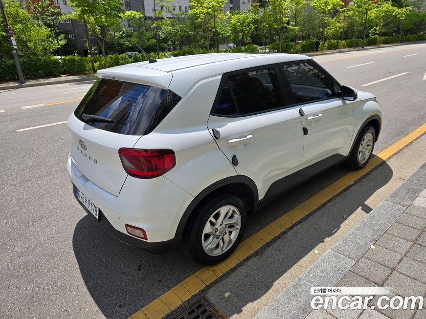 Hyundai Venue 2021