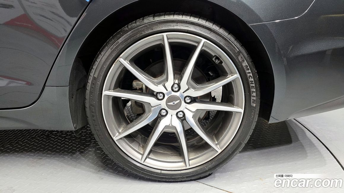 Genesis G70 2020