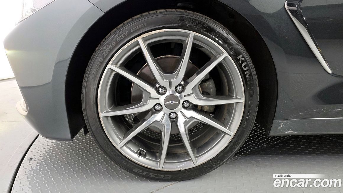 Genesis G70 2020