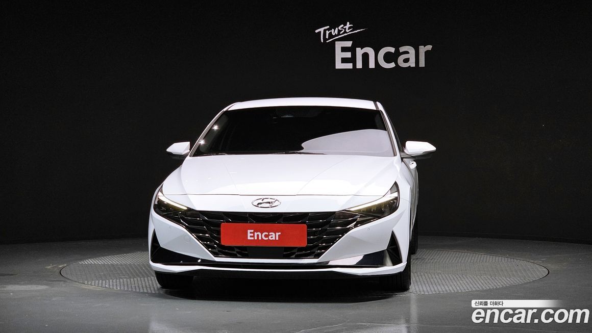 Hyundai AVANTE 2021