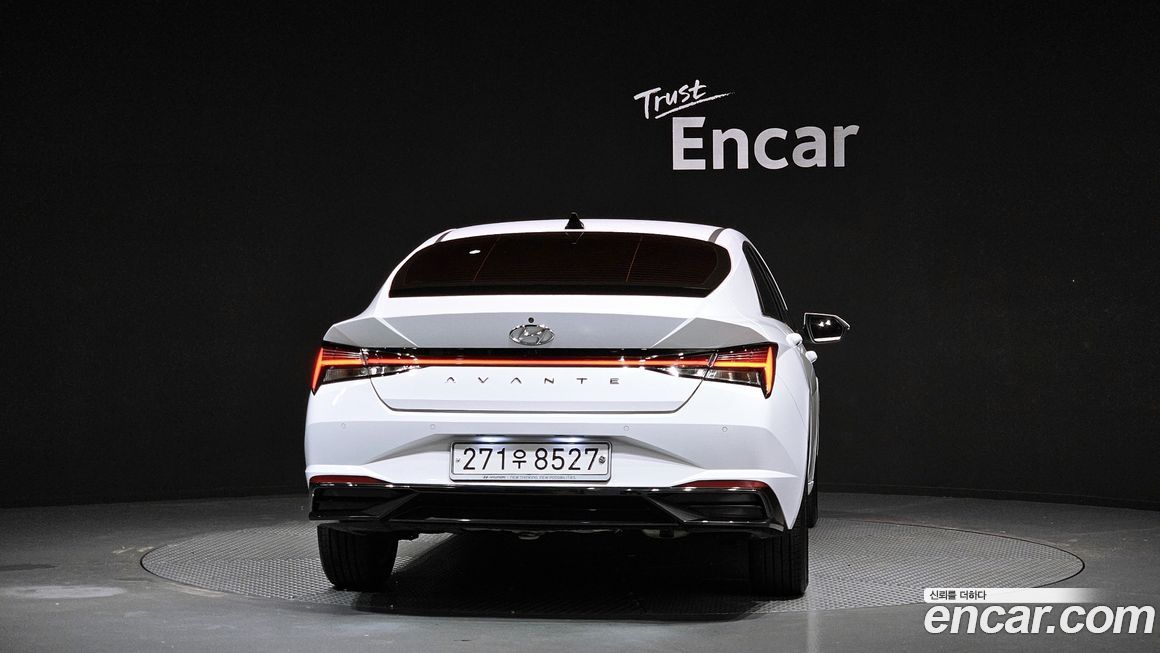 Hyundai AVANTE 2021