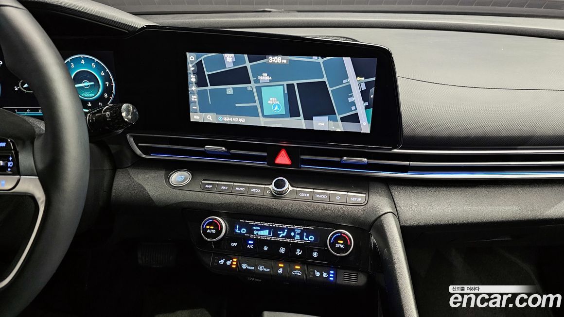 Hyundai AVANTE 2021