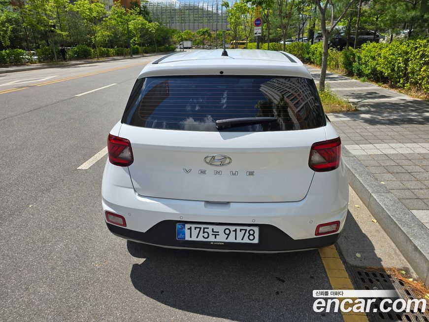 Hyundai Venue 2021