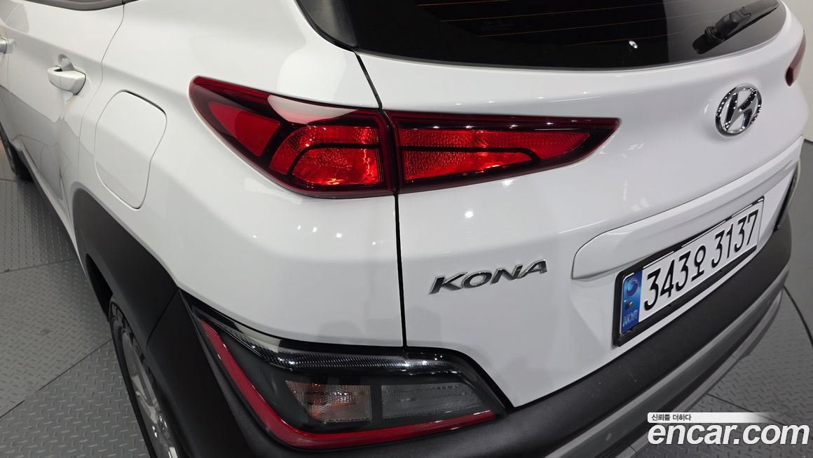 Hyundai Kona 2021