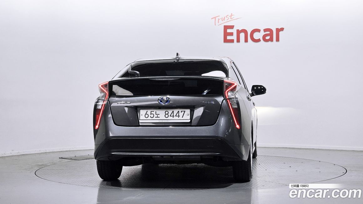 Toyota Prius 2017