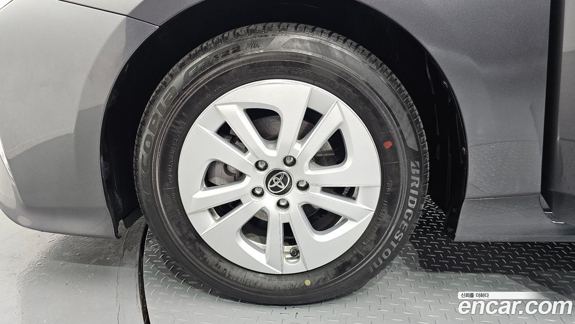 Toyota Prius 2017