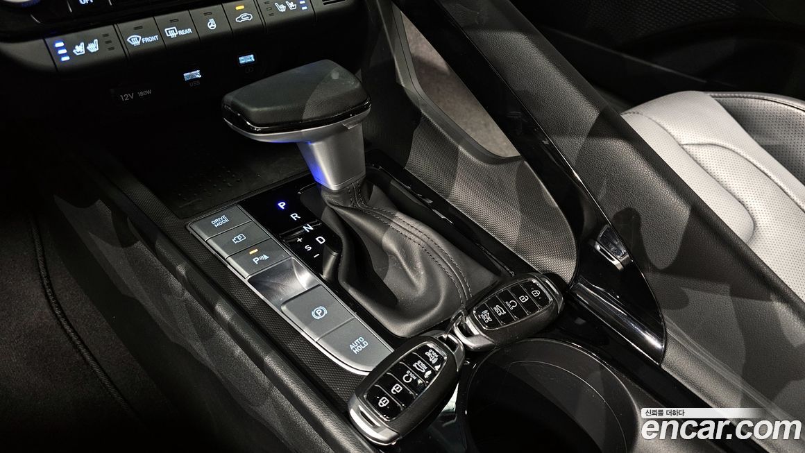 Hyundai AVANTE 2023