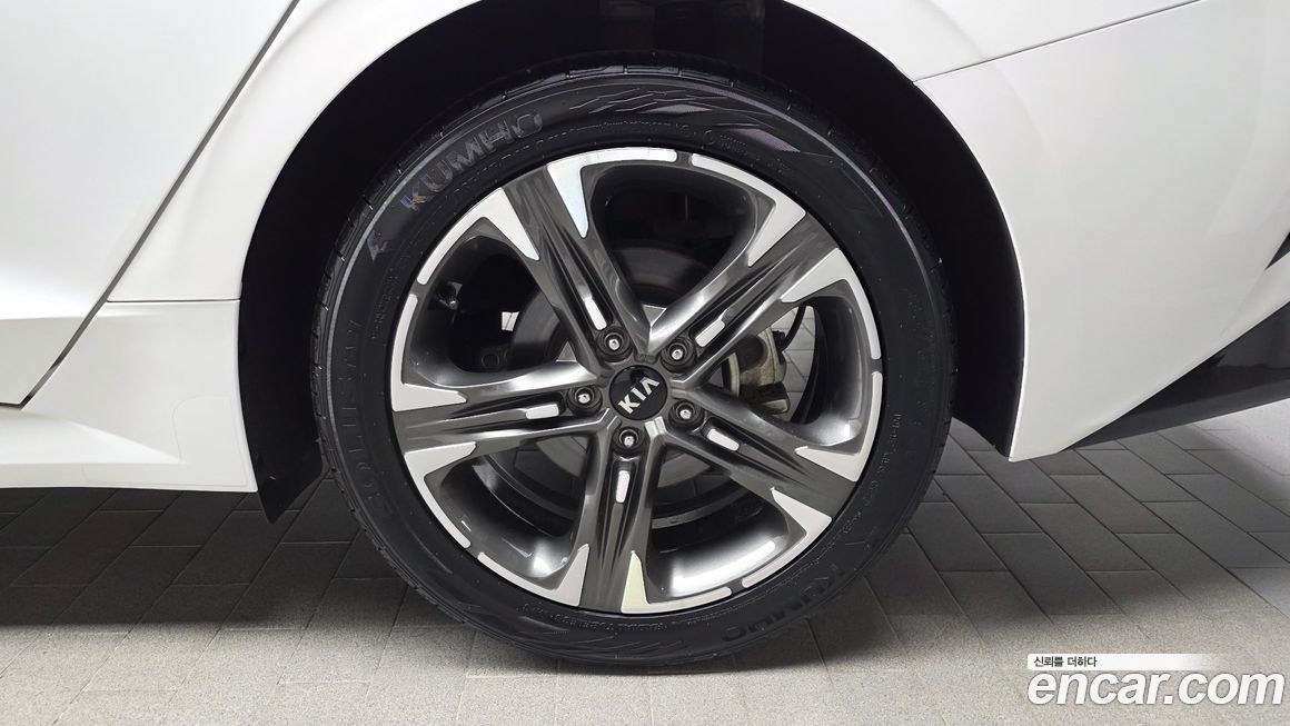 Kia K5 2021