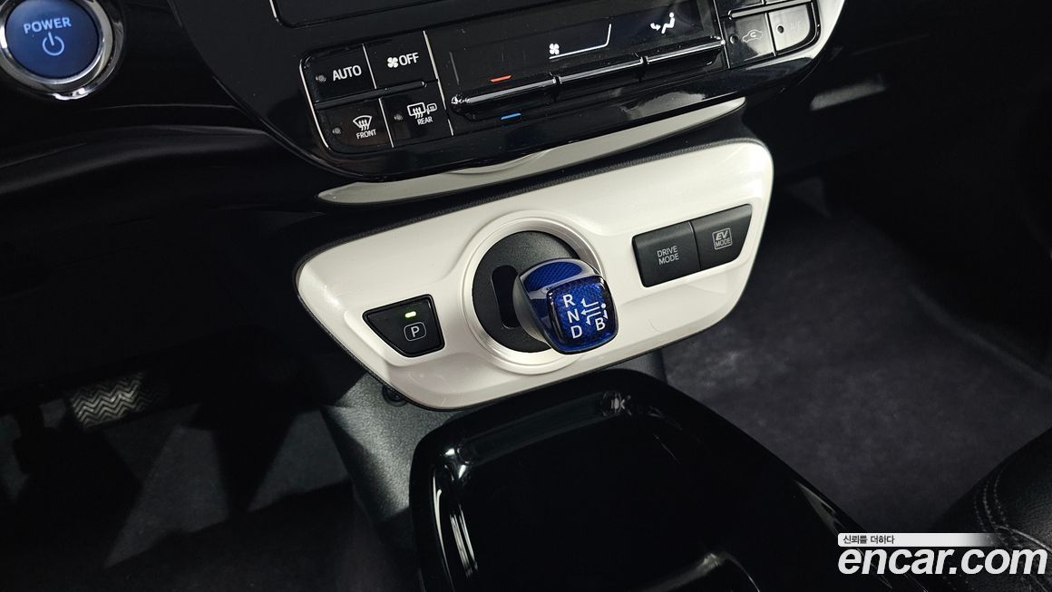 Toyota Prius 2017