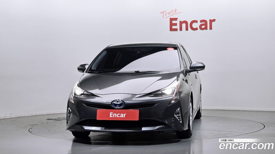 Toyota Prius 2017