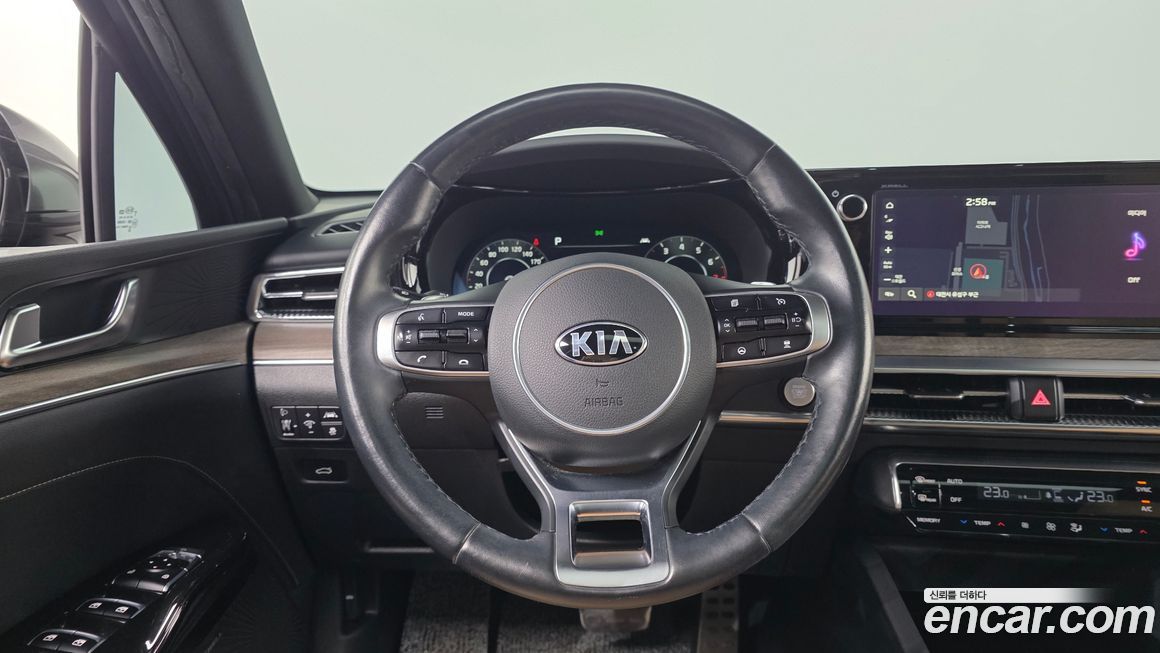 Kia K5 2021