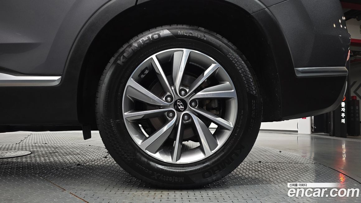 Hyundai Santafe 2020