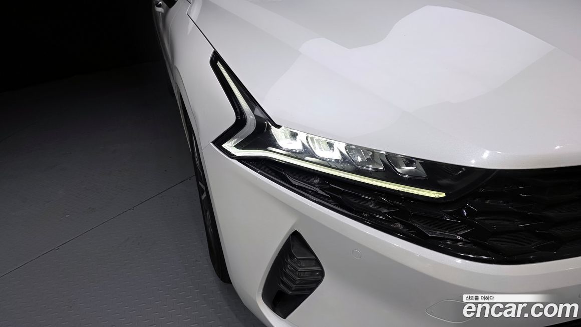 Kia K5 2023