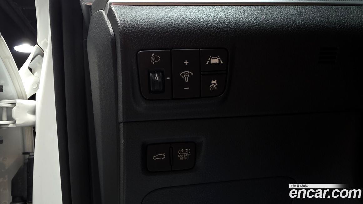 Kia K5 2023