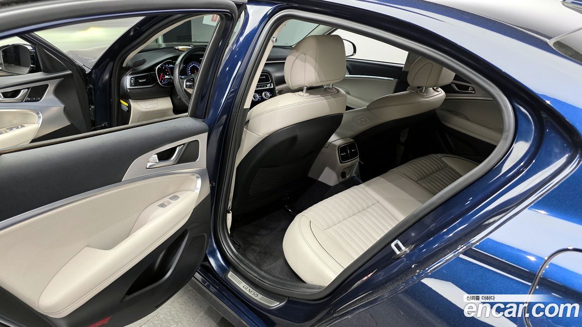 Genesis G70 2020