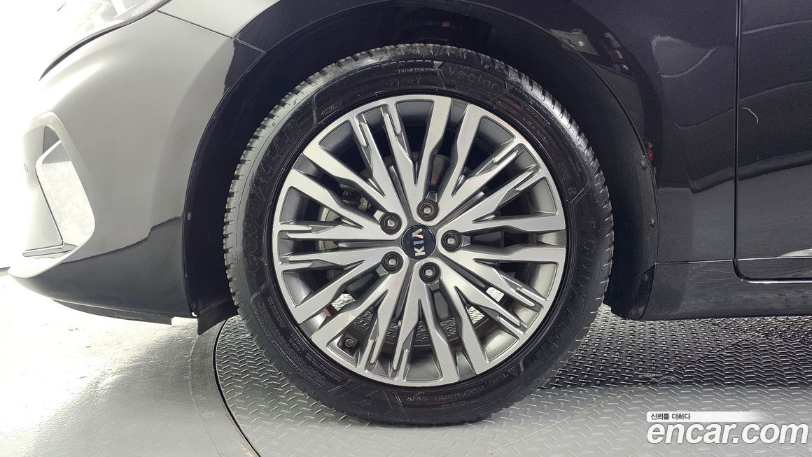 Kia K7 2020