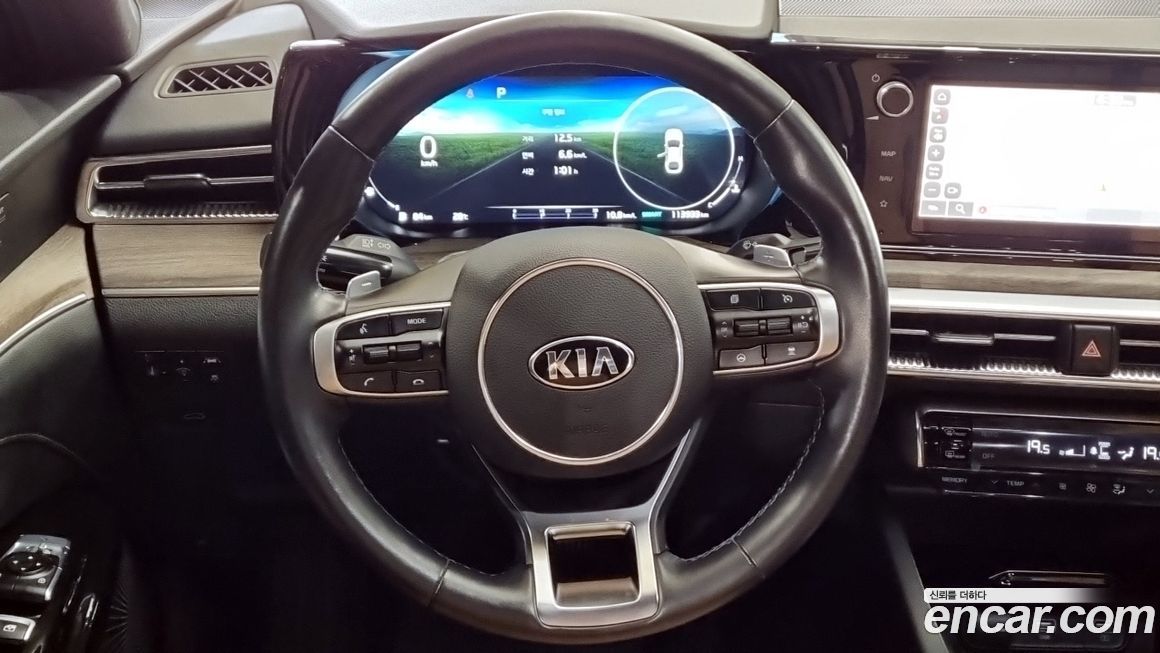 Kia K5 2021