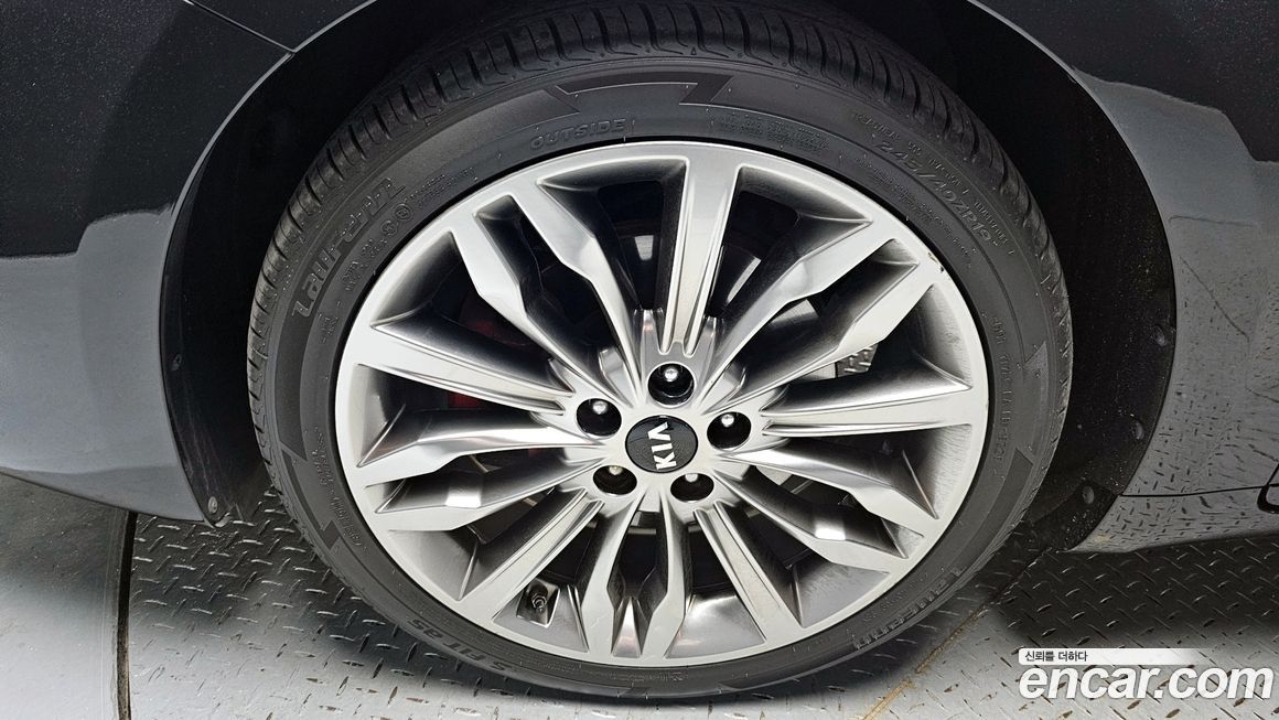 Kia K7 2020