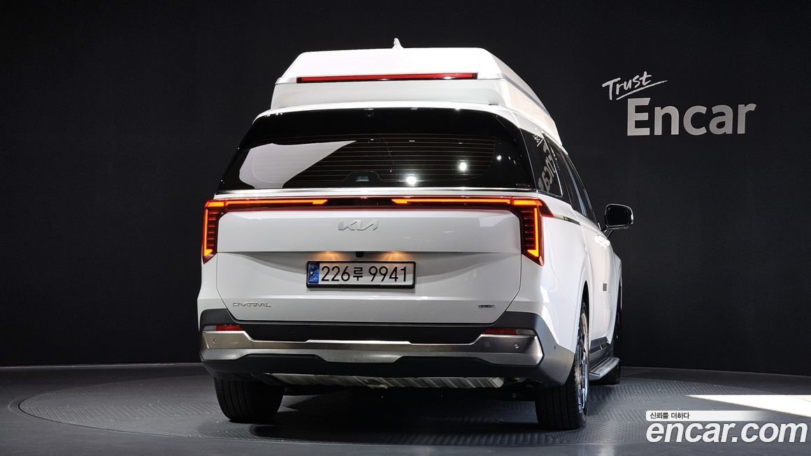 Kia Canival 2025