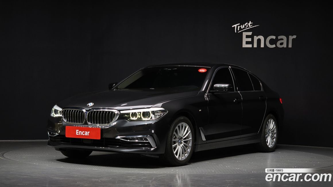 BMW 5-Series 2019