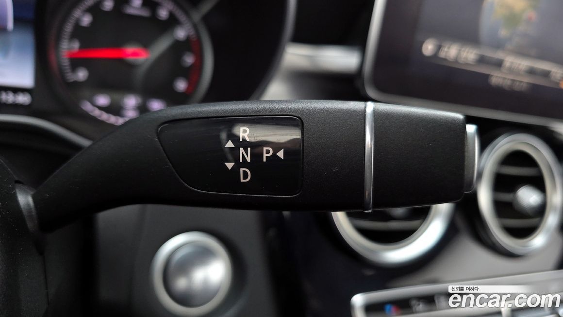 Mercedes-Benz C-Class 2017