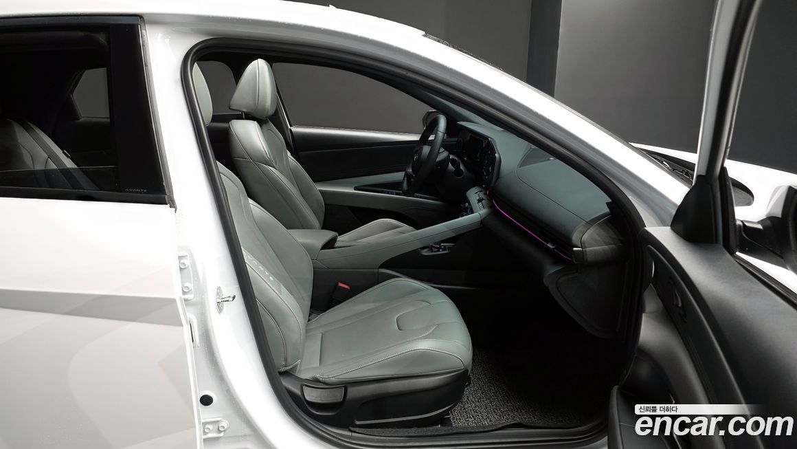 Hyundai AVANTE 2024
