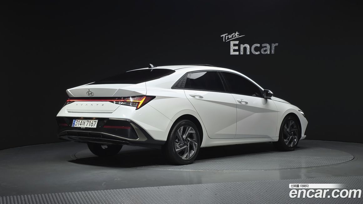 Hyundai AVANTE 2024