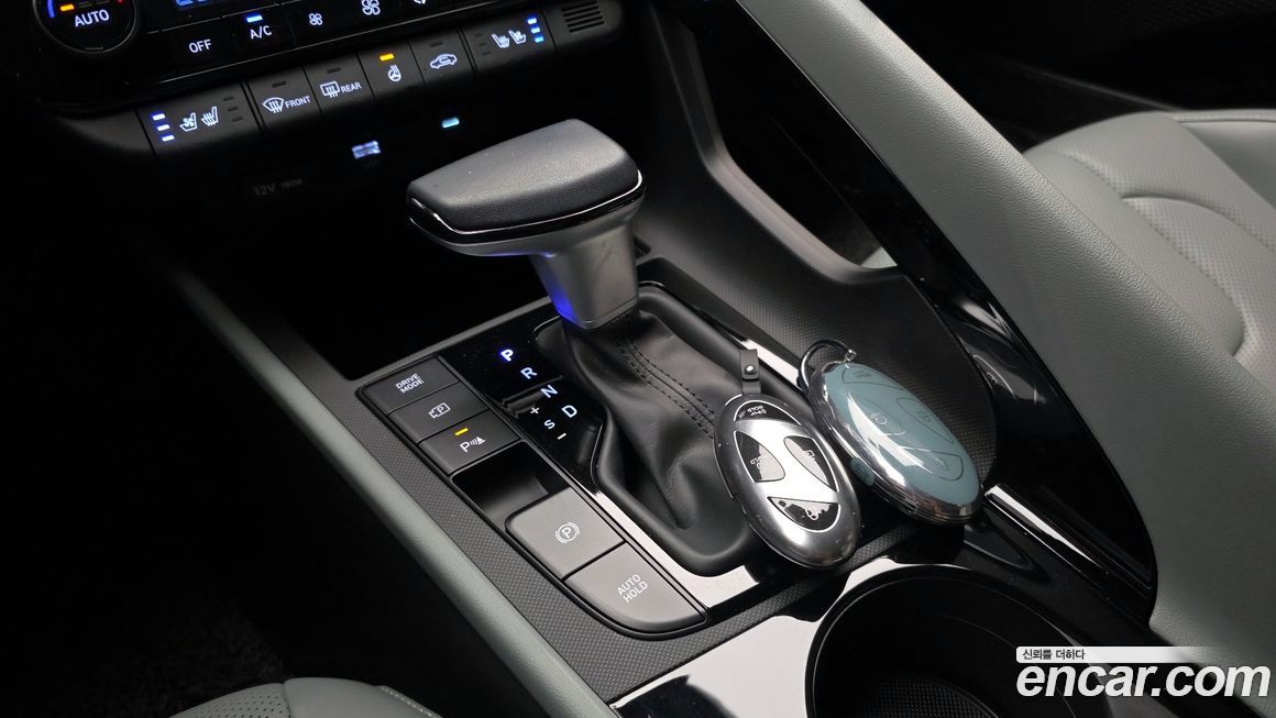 Hyundai AVANTE 2024