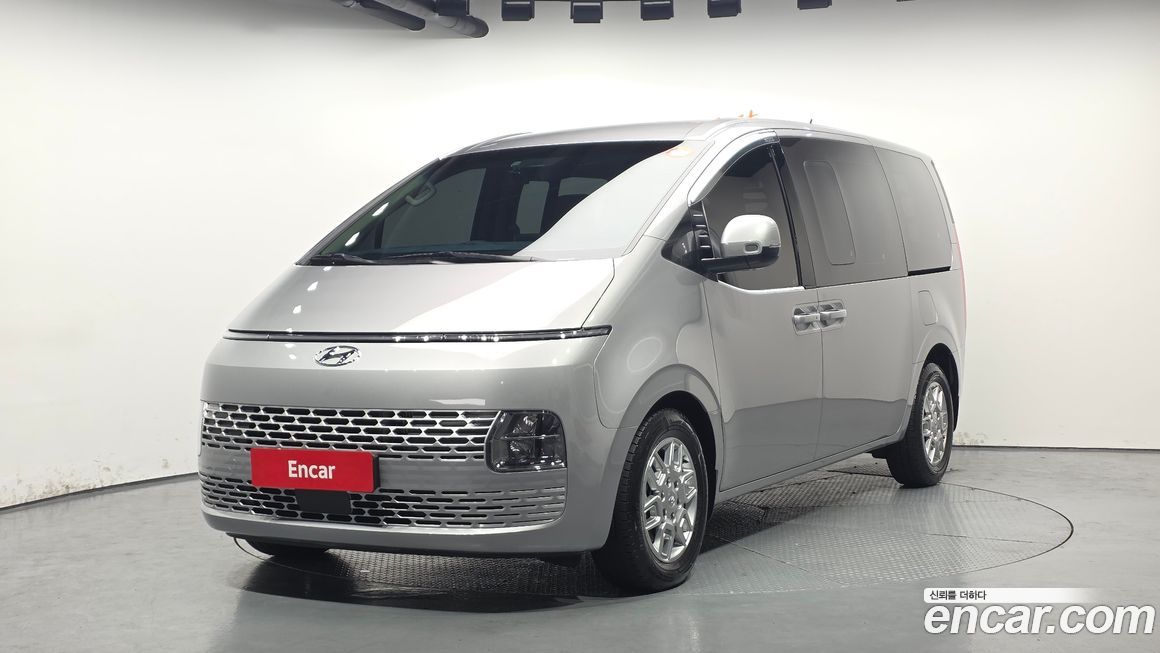 Hyundai Staria 2023