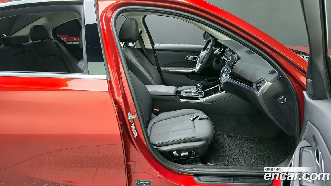 BMW 3-Series 2021
