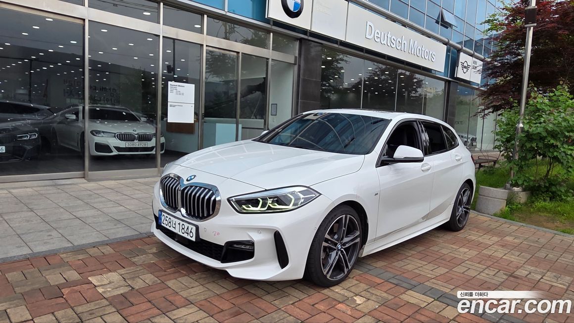 BMW 1-Series 2023
