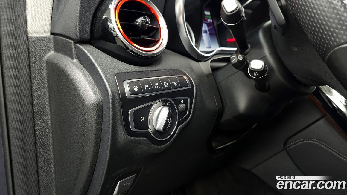 Mercedes-Benz GLC-Class 2019