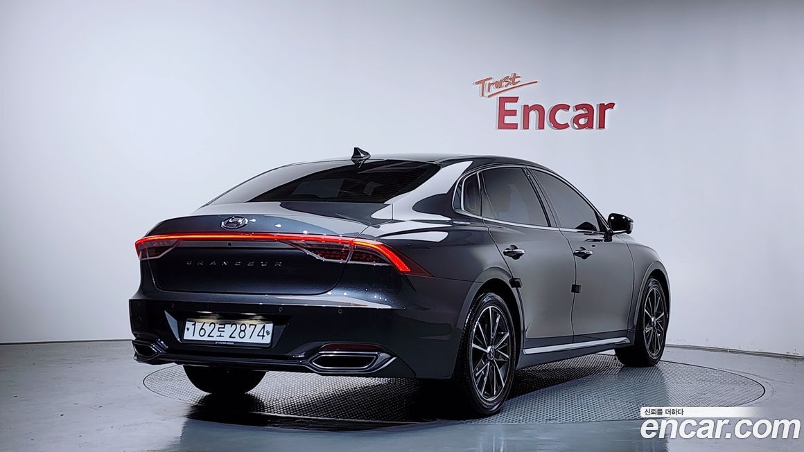 Hyundai Grandeur 2020