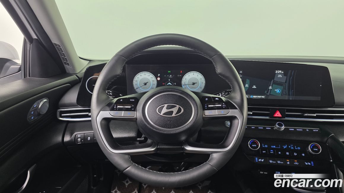 Hyundai AVANTE 2024