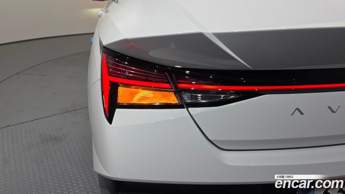 Hyundai AVANTE 2024