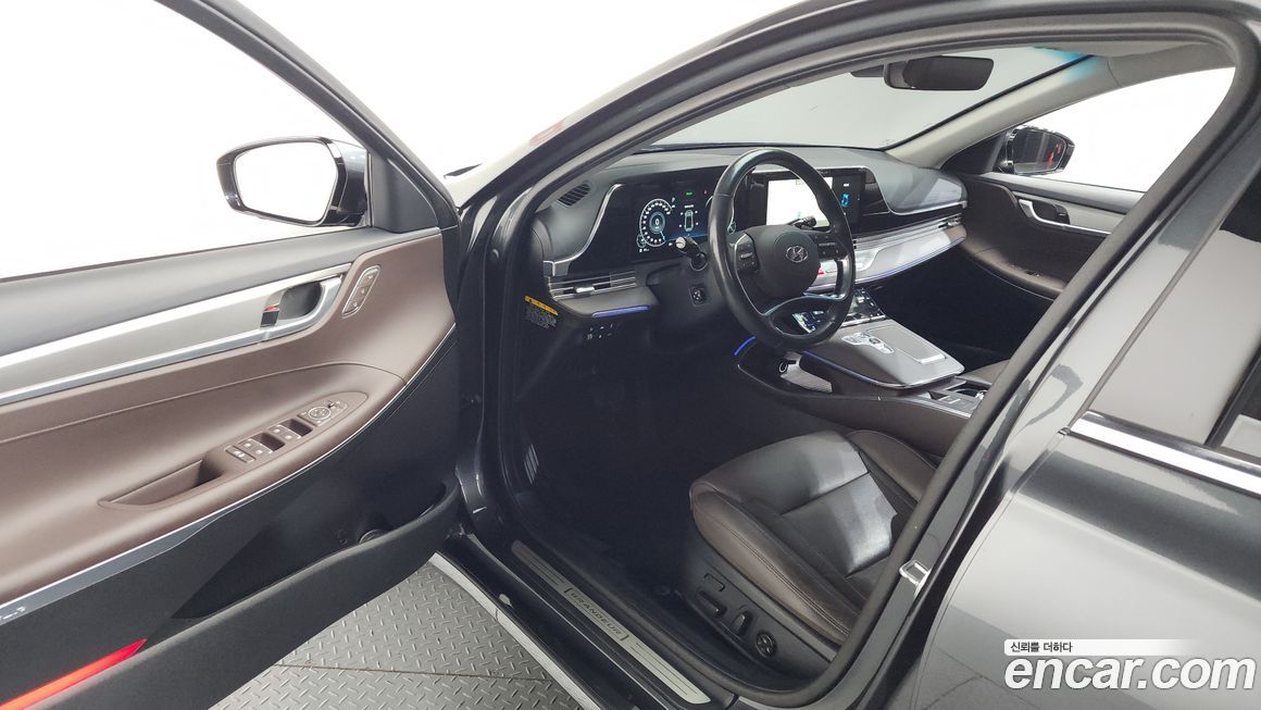 Hyundai Grandeur 2020