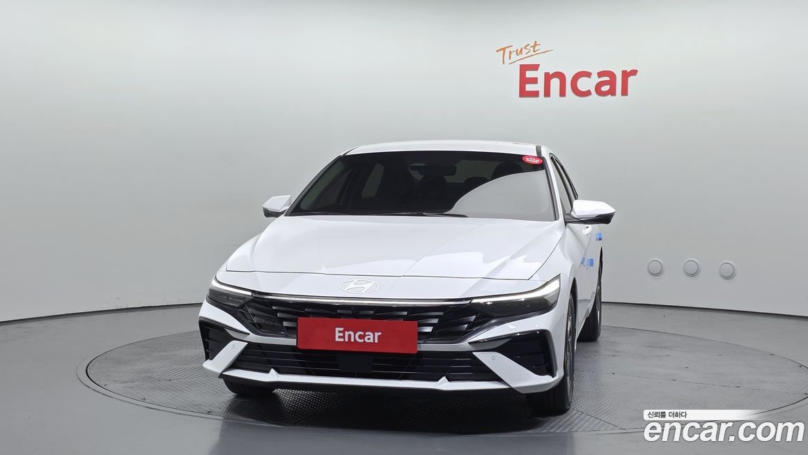 Hyundai AVANTE 2024