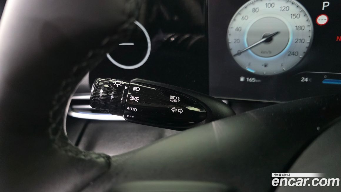 Hyundai AVANTE 2024