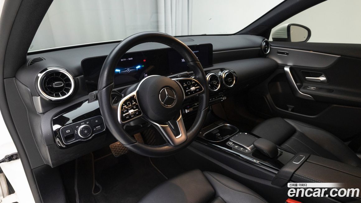 Mercedes-Benz A-Class 2021