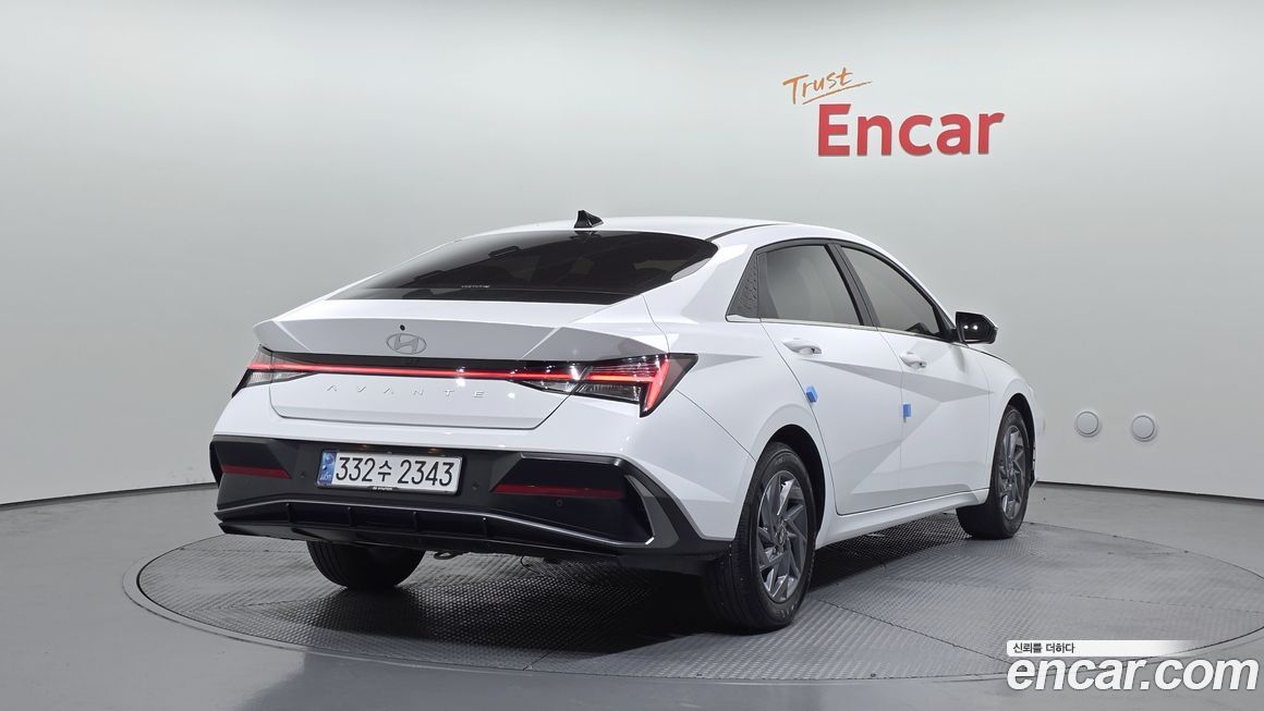 Hyundai AVANTE 2024