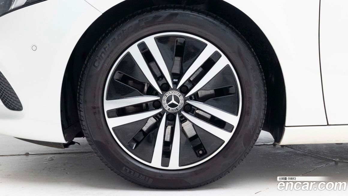 Mercedes-Benz A-Class 2021