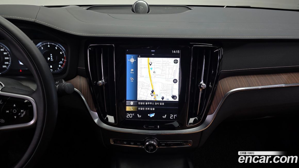 Volvo S60 2022