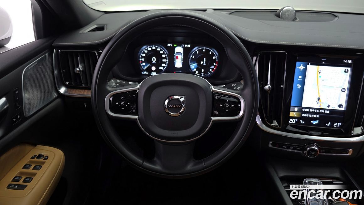 Volvo S60 2022
