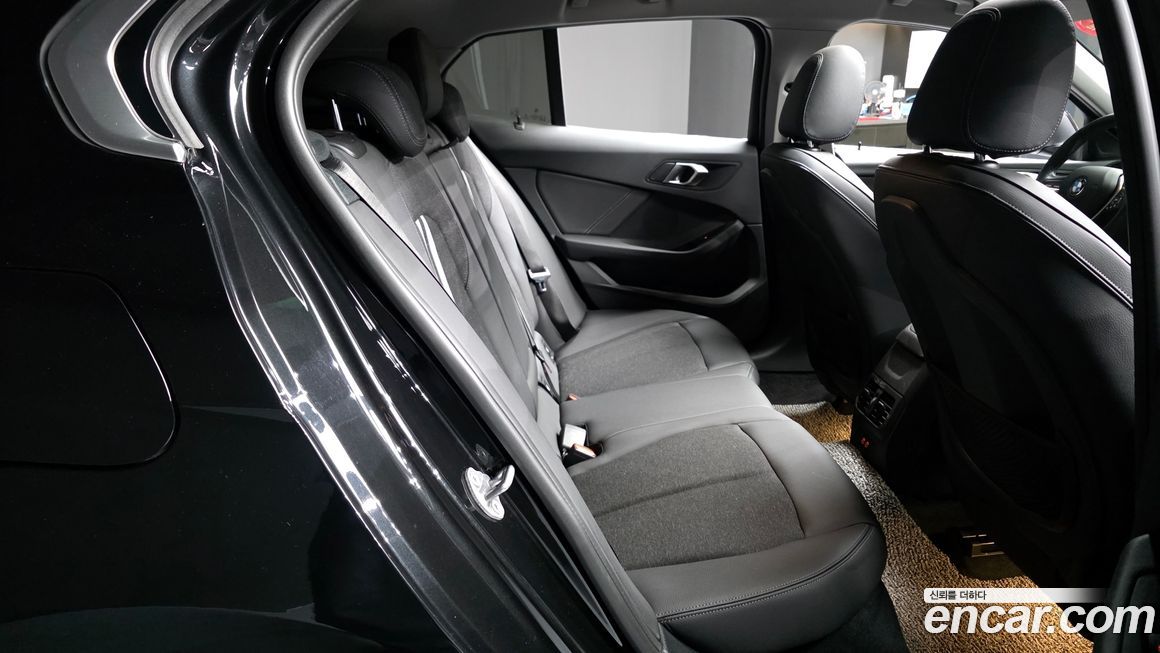 BMW 1-Series 2024