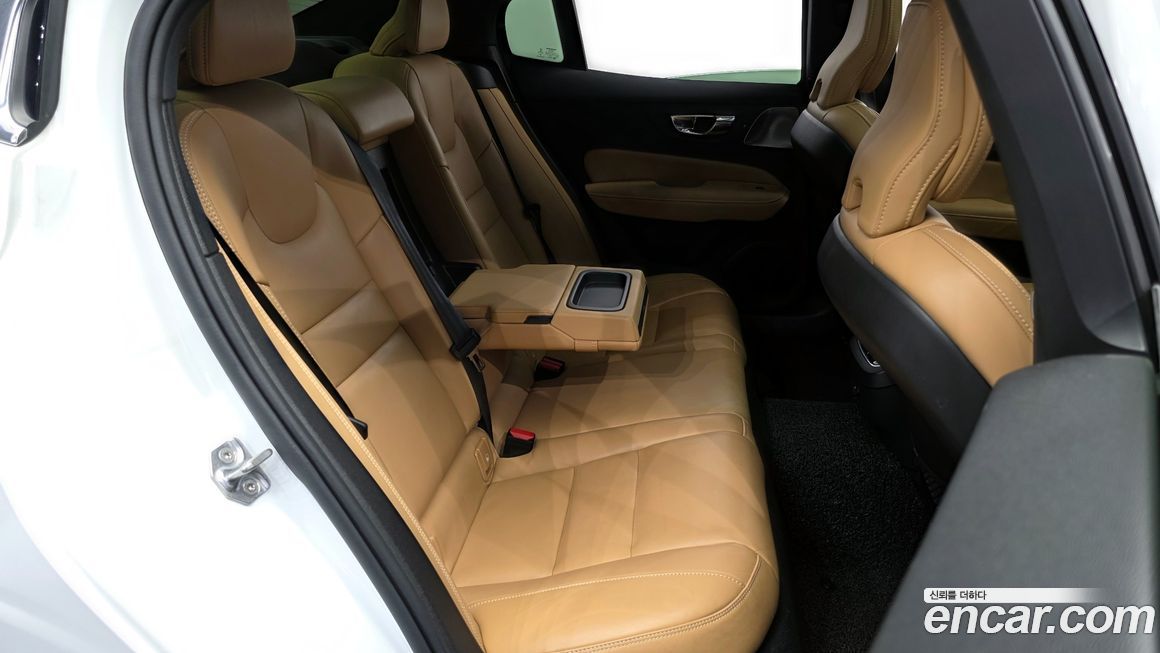 Volvo S60 2022