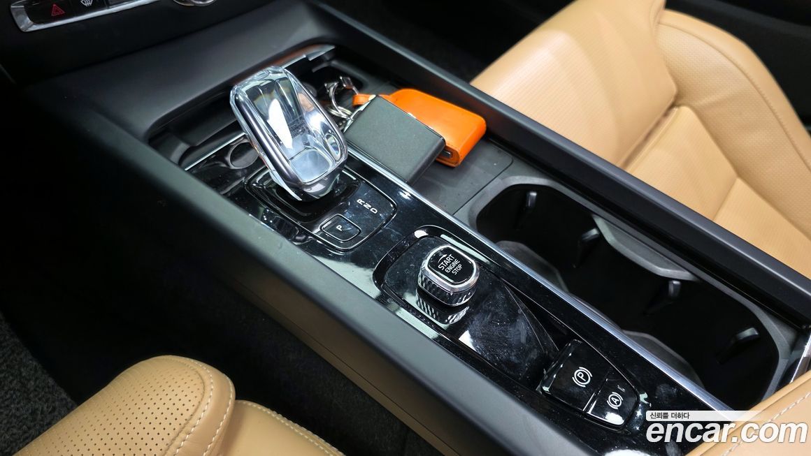 Volvo S60 2022