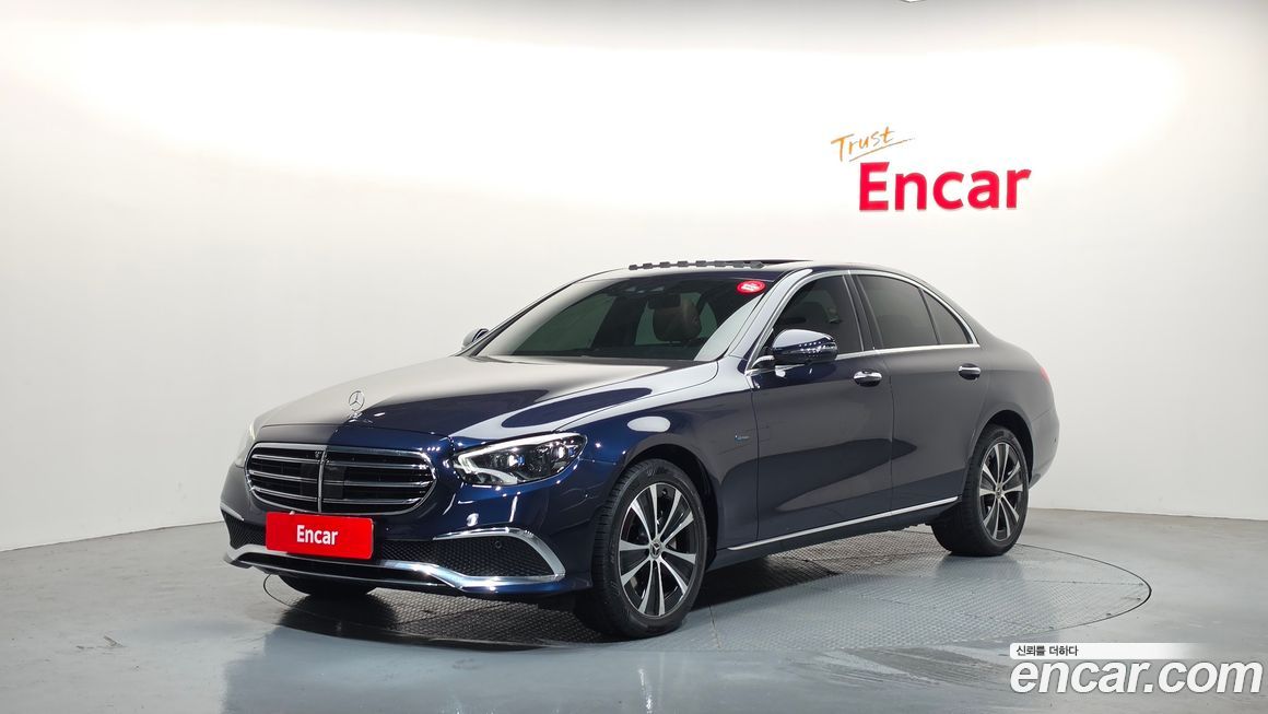 Mercedes-Benz E-Class 2021