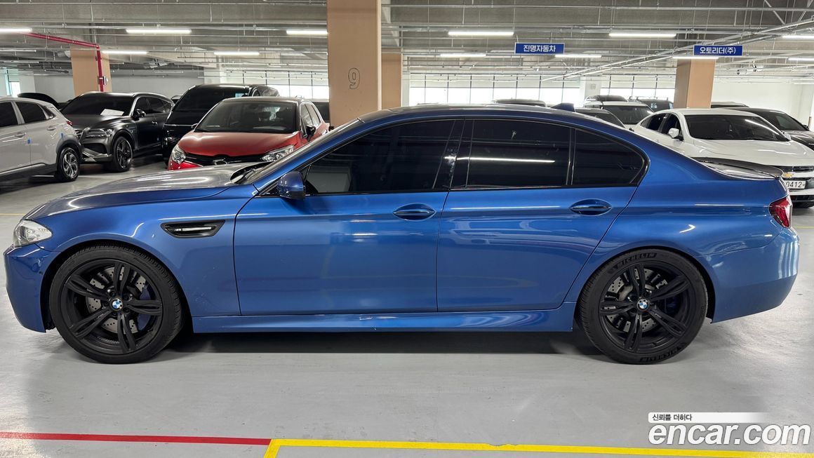 BMW M5 2013