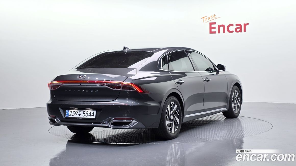 Hyundai Grandeur 2020